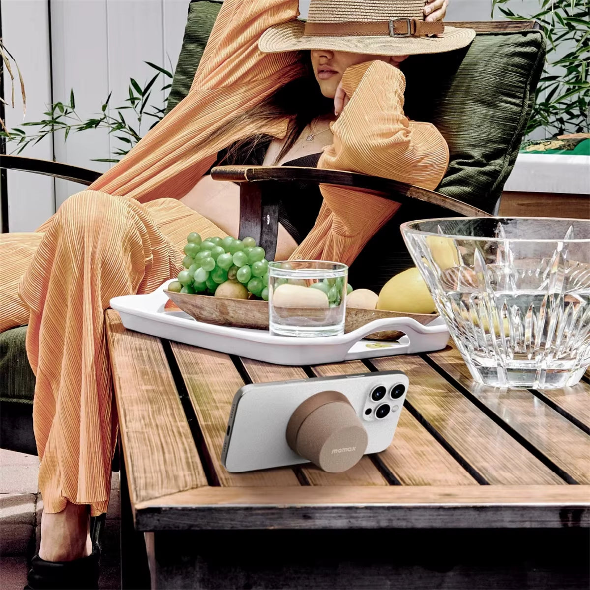 Magnetic Wireless Speaker